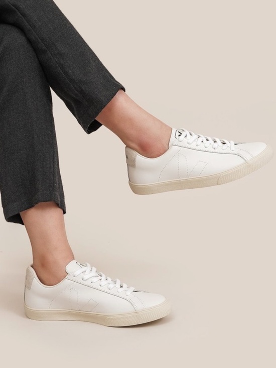 Veja Shoes - Veja White Esplar Low-Top leather Sneakers